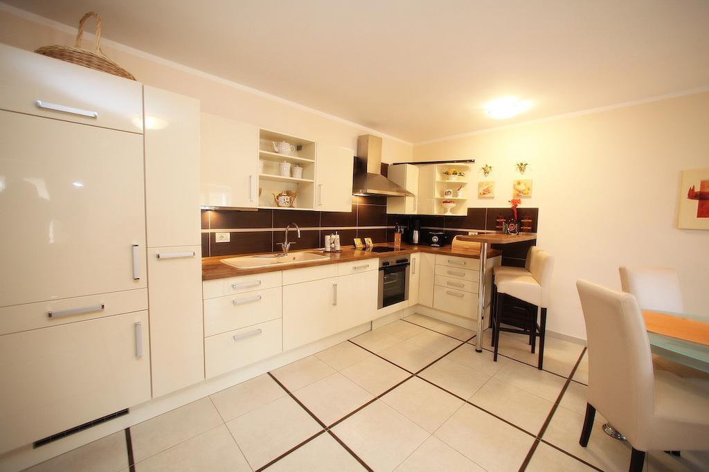 Holiday Home Villa Bella Vrsar Kamer foto
