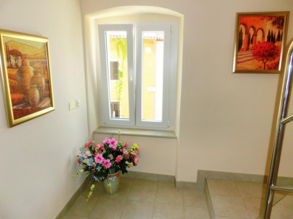 Holiday Home Villa Bella Vrsar Kamer foto